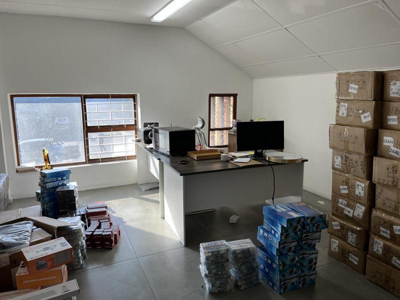 To Let commercial Property for Rent in Montague Gardens Western Cape